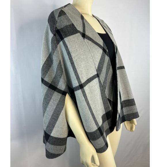 Talbots cape black & gray Angora & Wool mix size small / medium - Picture 12 of 12